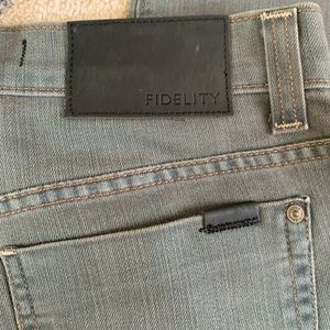 Fidelity “impala” denim jeans 31x32 Grey